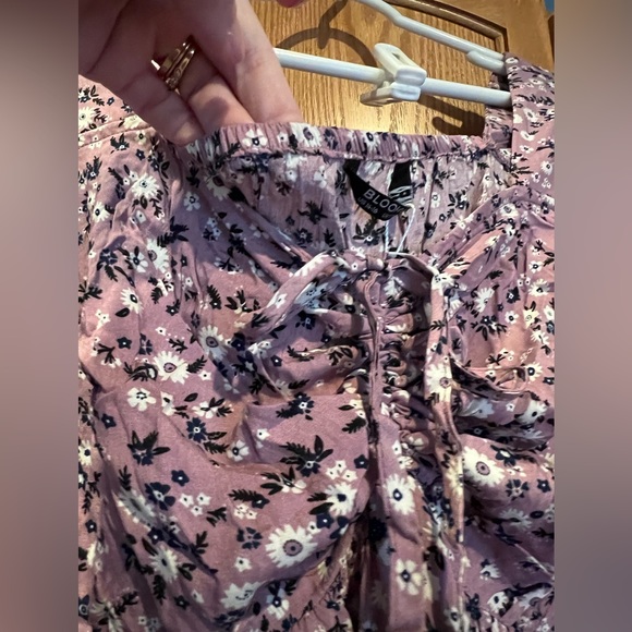 Prairie style Bloom Chic layered floral with flutter sleeves! Bohemian fullness! - Picture 4 of 12